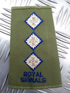 Royal Signals OD Green Dark Blue Edged Captain Rank Slide Epaulette - NEW