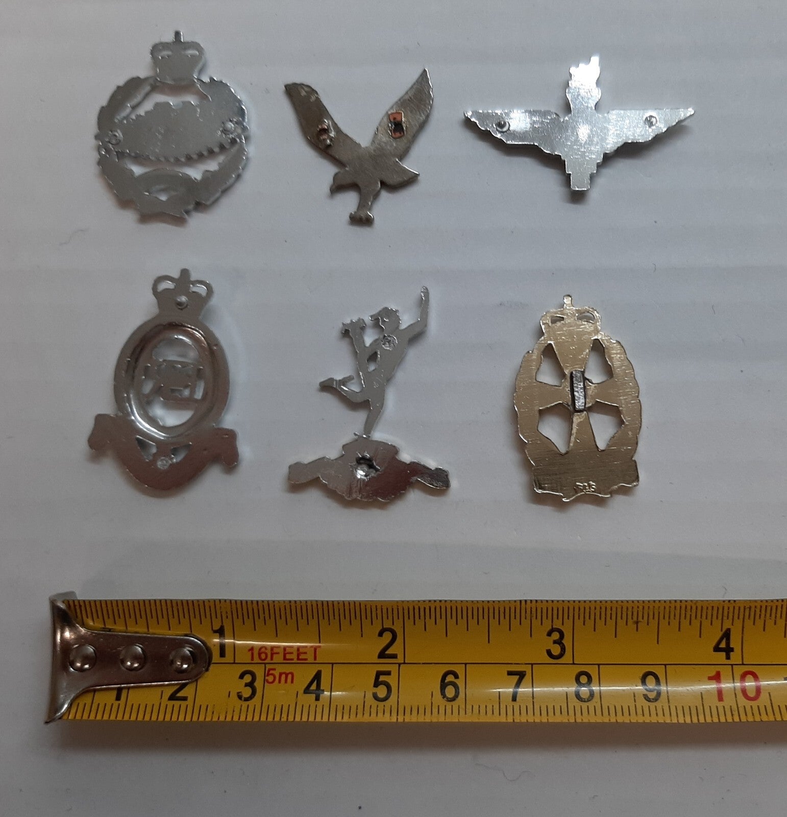 British Insignia RHA Paras RTR Assorted Regiments Small Badges No Fittings X6