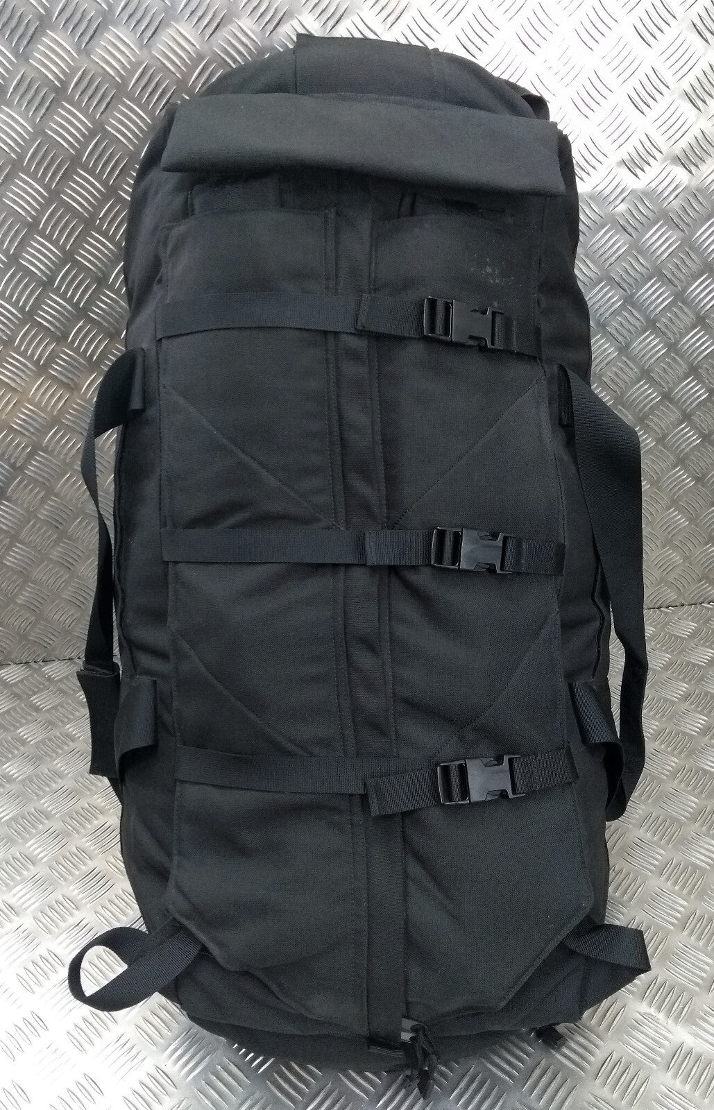British Issue 100LT Operational Travel Bag / Rucksack with defects