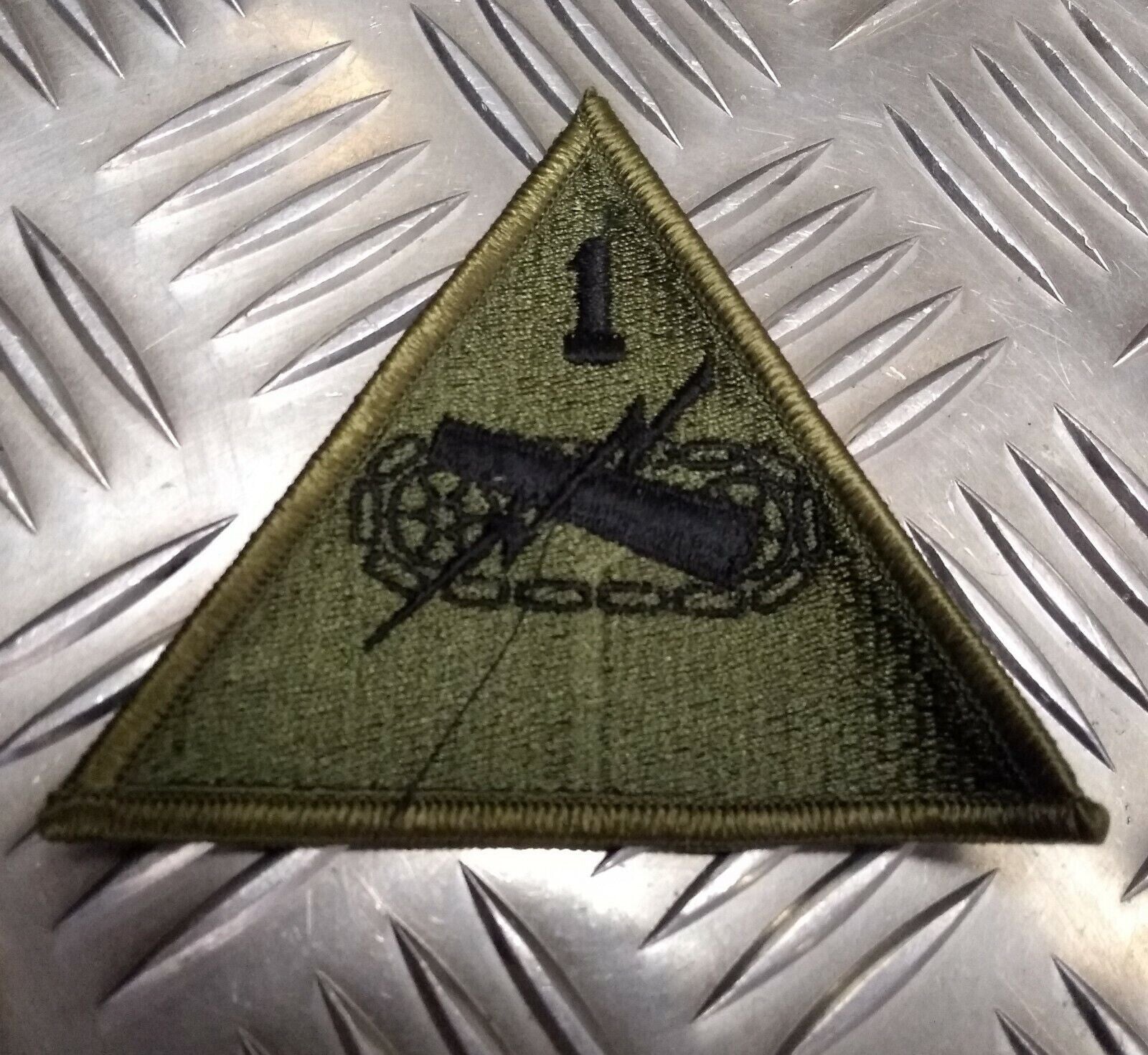 Vintage US Issue Armoured Division Patch Spearhead Ironsides