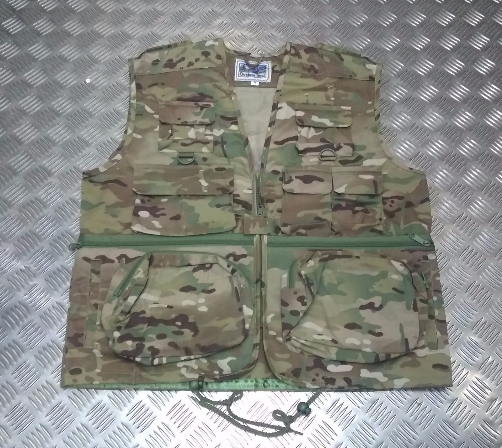 Fishing Hunters Photographers Multi Pocket Vest MTP Multi-Cam - NEW