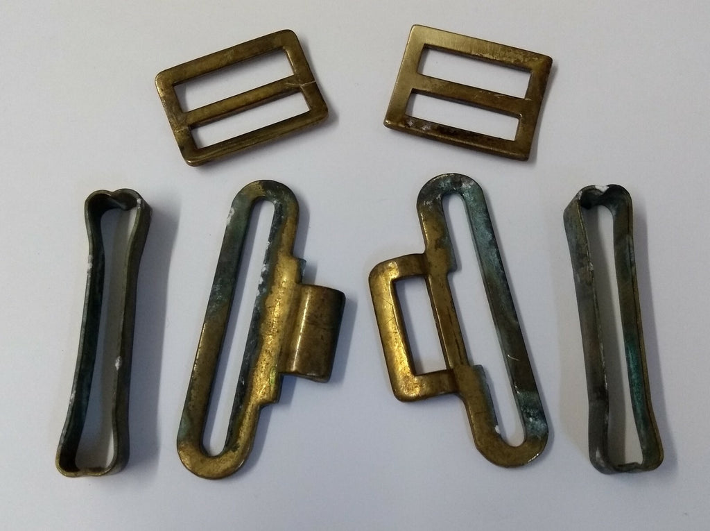 6 Piece WW2 British Issue 1937 Pattern Web Belt Buckle Set 37' Brass