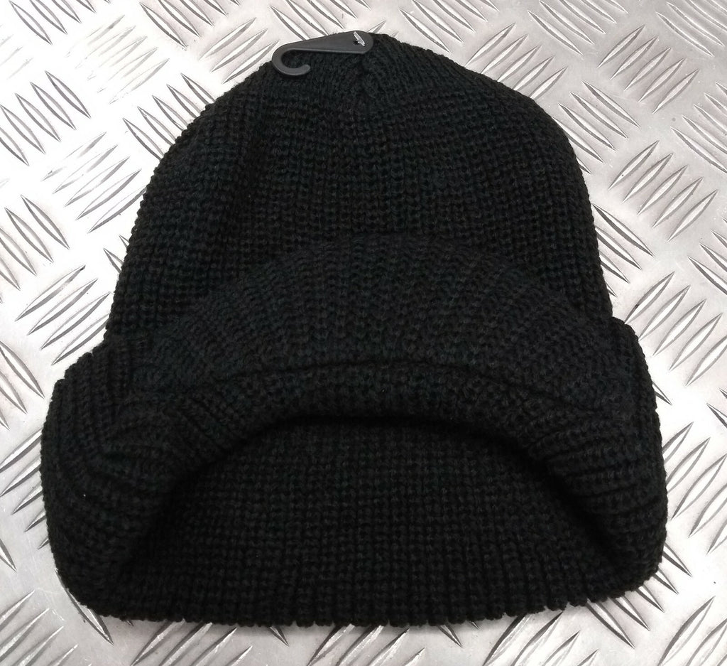 Black Peak / Peaked Beanie Hat / Radar Cap - One size - BRAND NEW