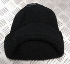 Black Peak / Peaked Beanie Hat / Radar Cap - One size - BRAND NEW