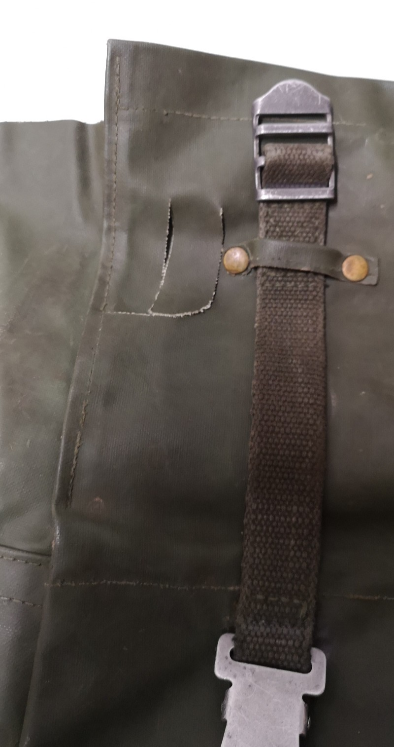 Vintage Army Issue Heavy-duty Backpacks x4 & Belts x4 Heavy Wear with Defects