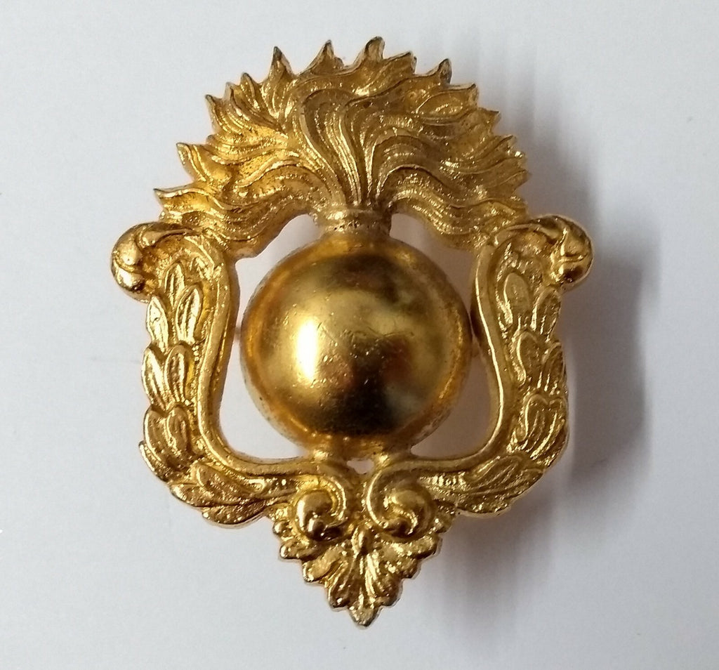Genuine Vintage British Royal Artillery Cross-Belt Prong Back Ornament