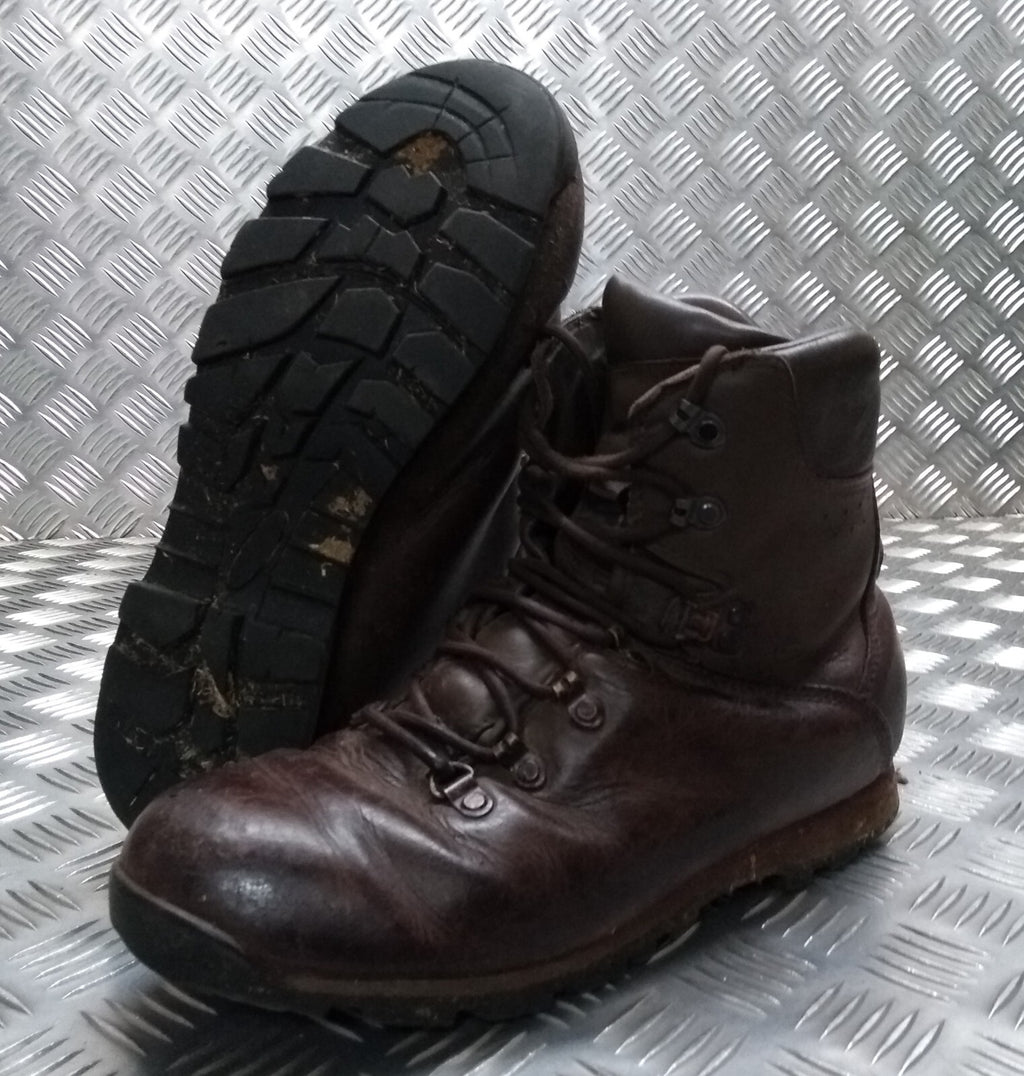 Iturri Army Boots Brown Heavy Wear British Uniform Patrol & Desert Footwear