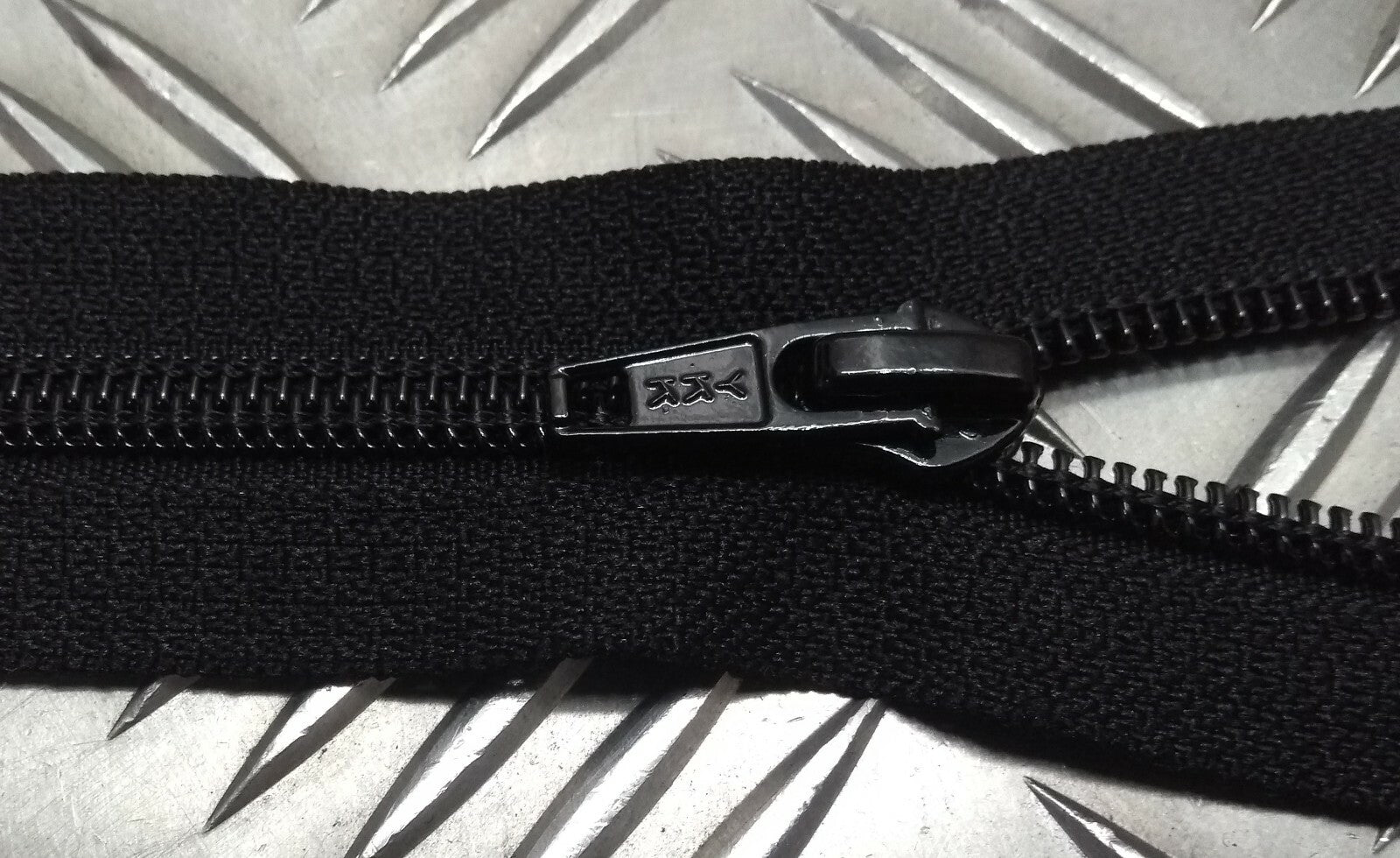 Genuine British Issue 25cm Closed End YKK Zip Zipper Black New