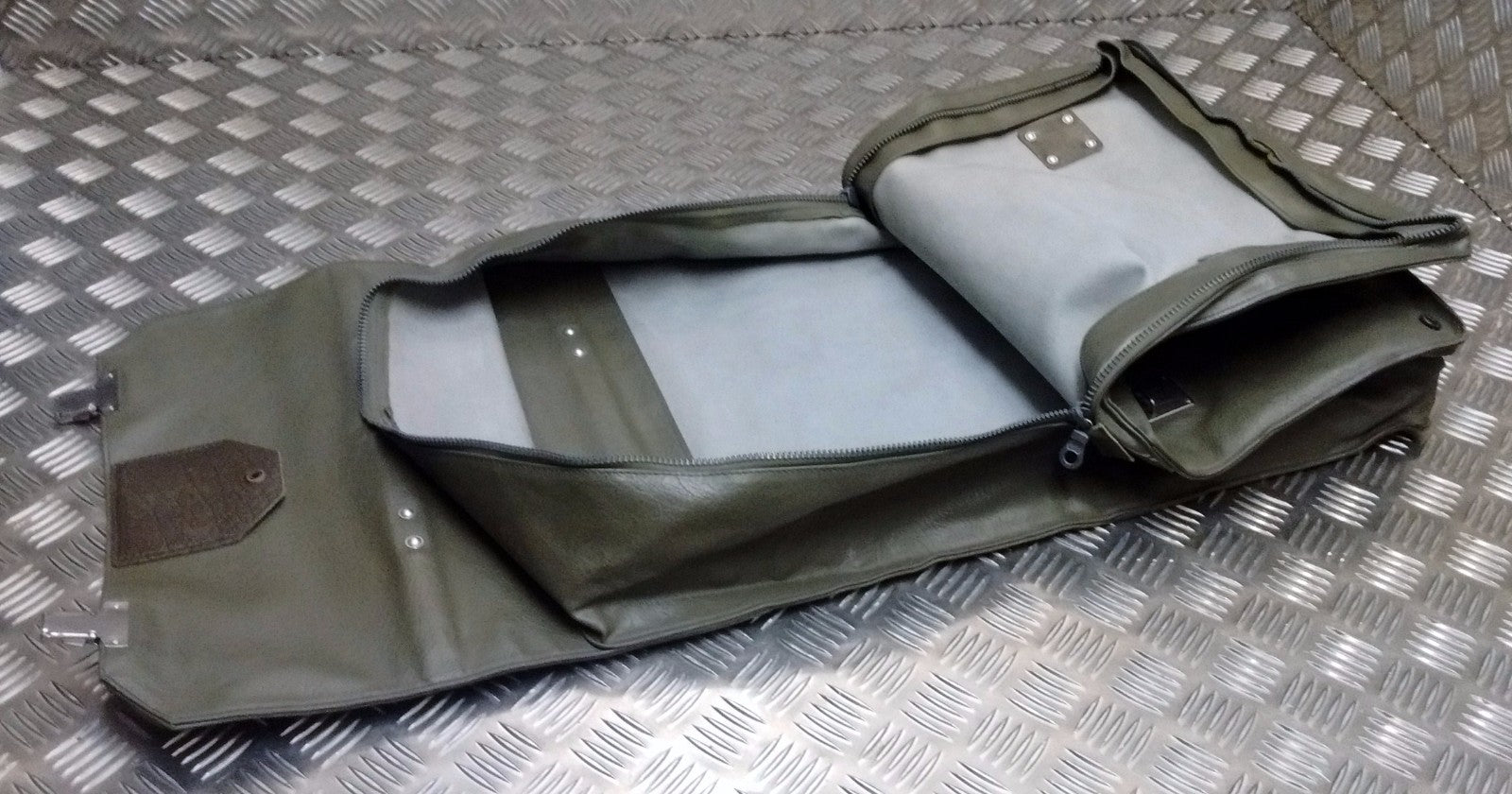 Unique Vintage Tri-fold Suit Carrier / Bag / Uniform Holdall - Heavy Duty Vinyl
