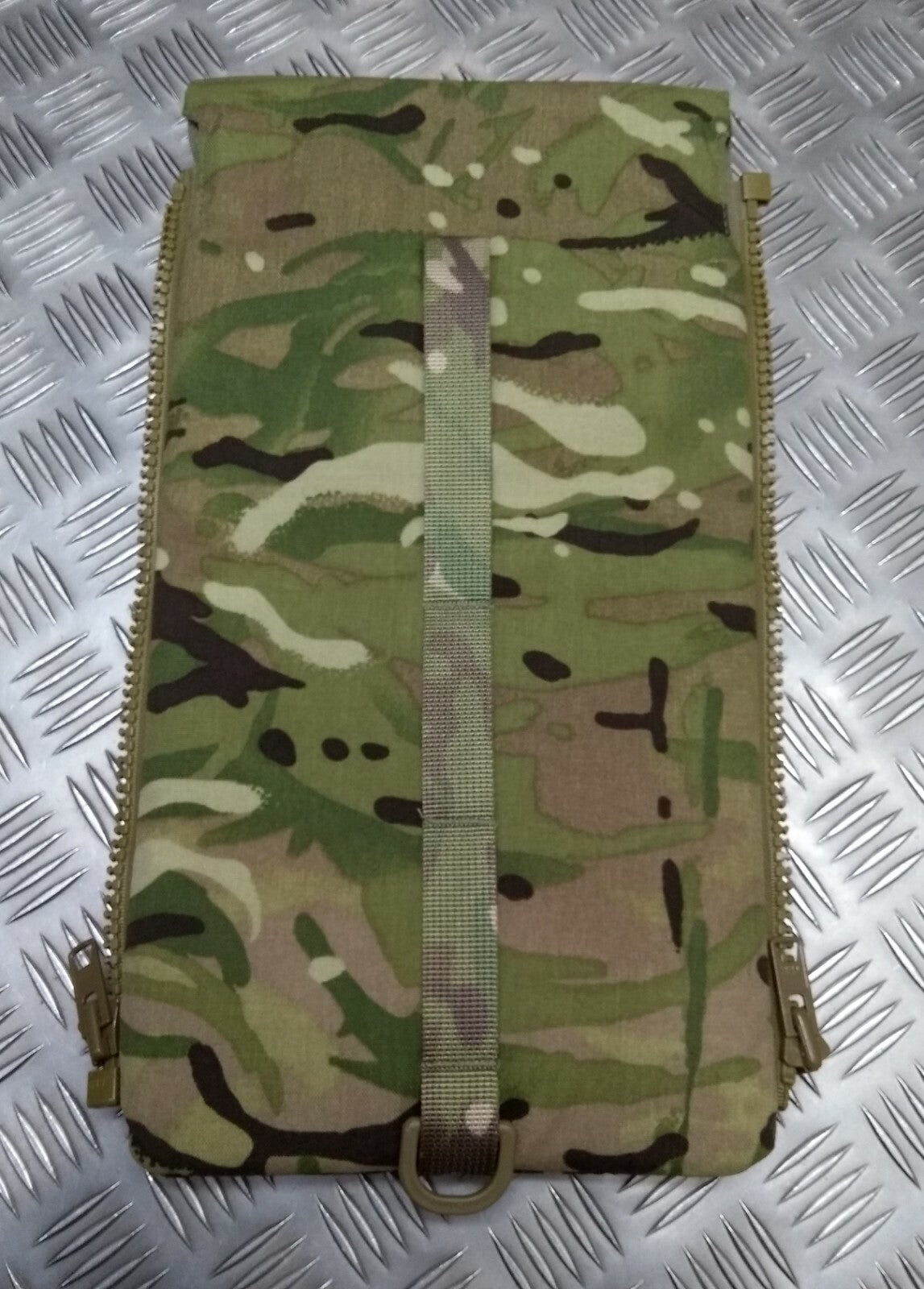 MTP Bergen Hydration Pouch IDF Pack Side For 3L Bladders ZipPouch No Bladder