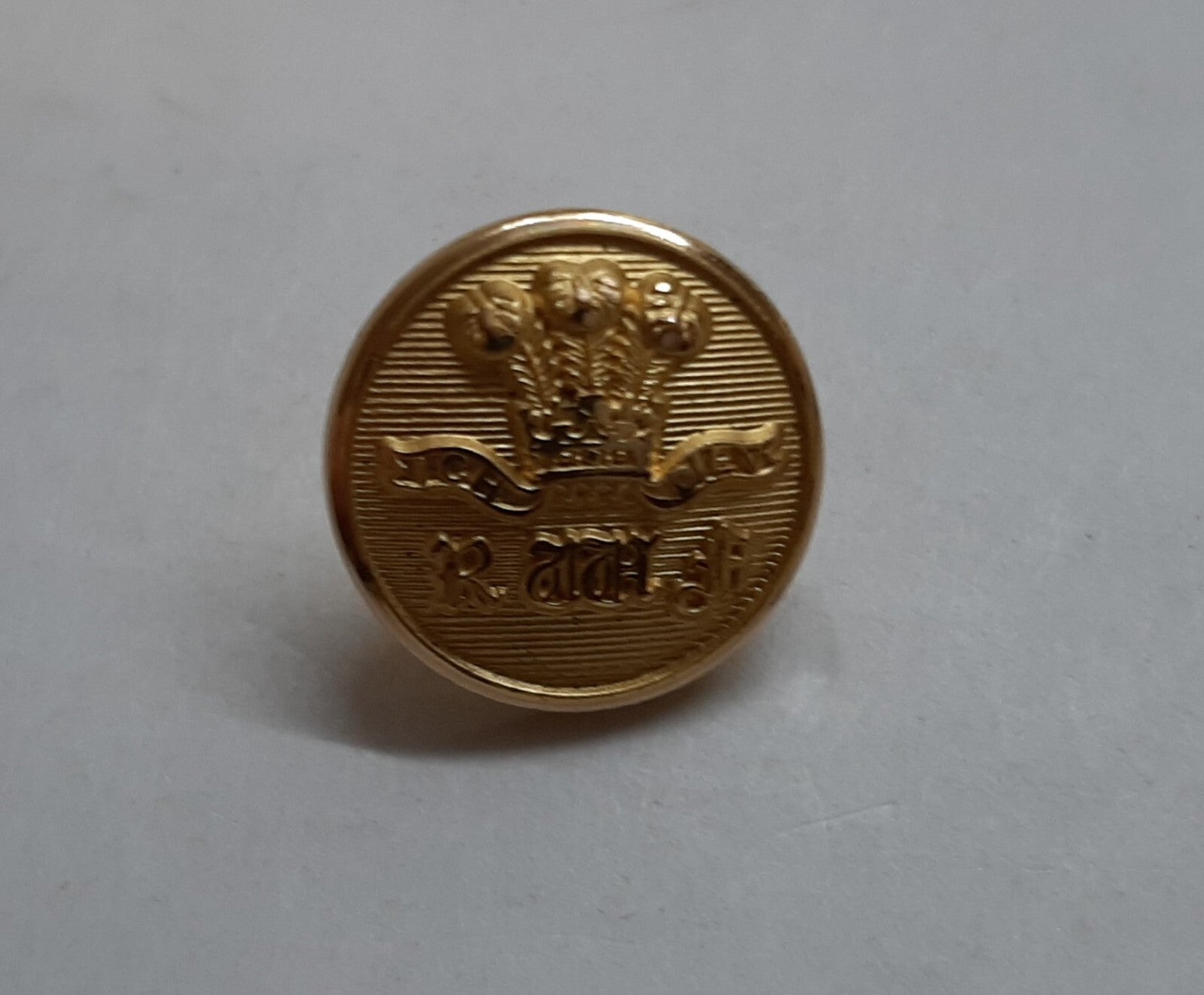 RWF Army Buttons The Royal Welch Fusiliers British Insignia Buttons 24L X4