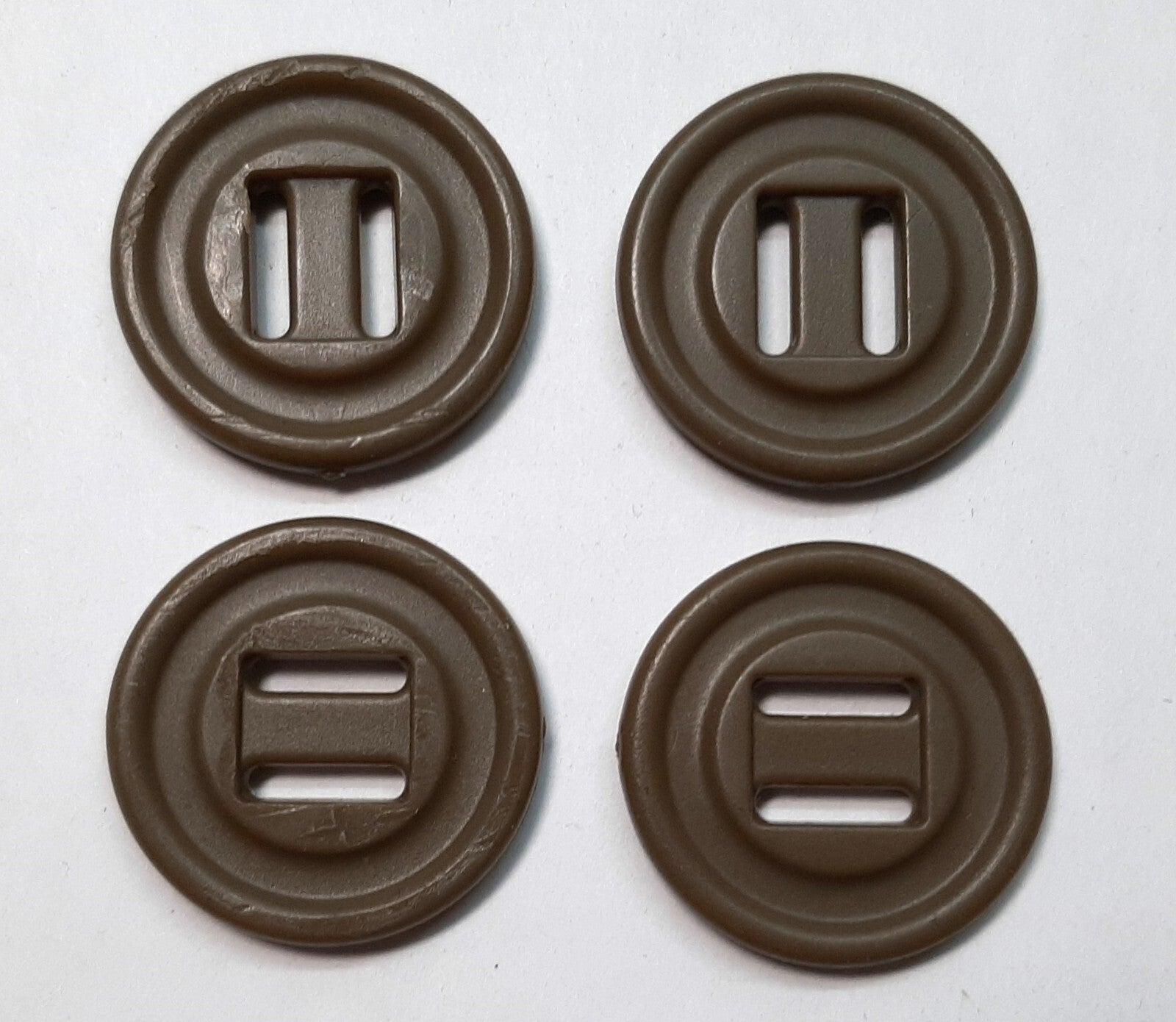 Two Slot Buttons British Desert / MTP / Coyote Combat x 4