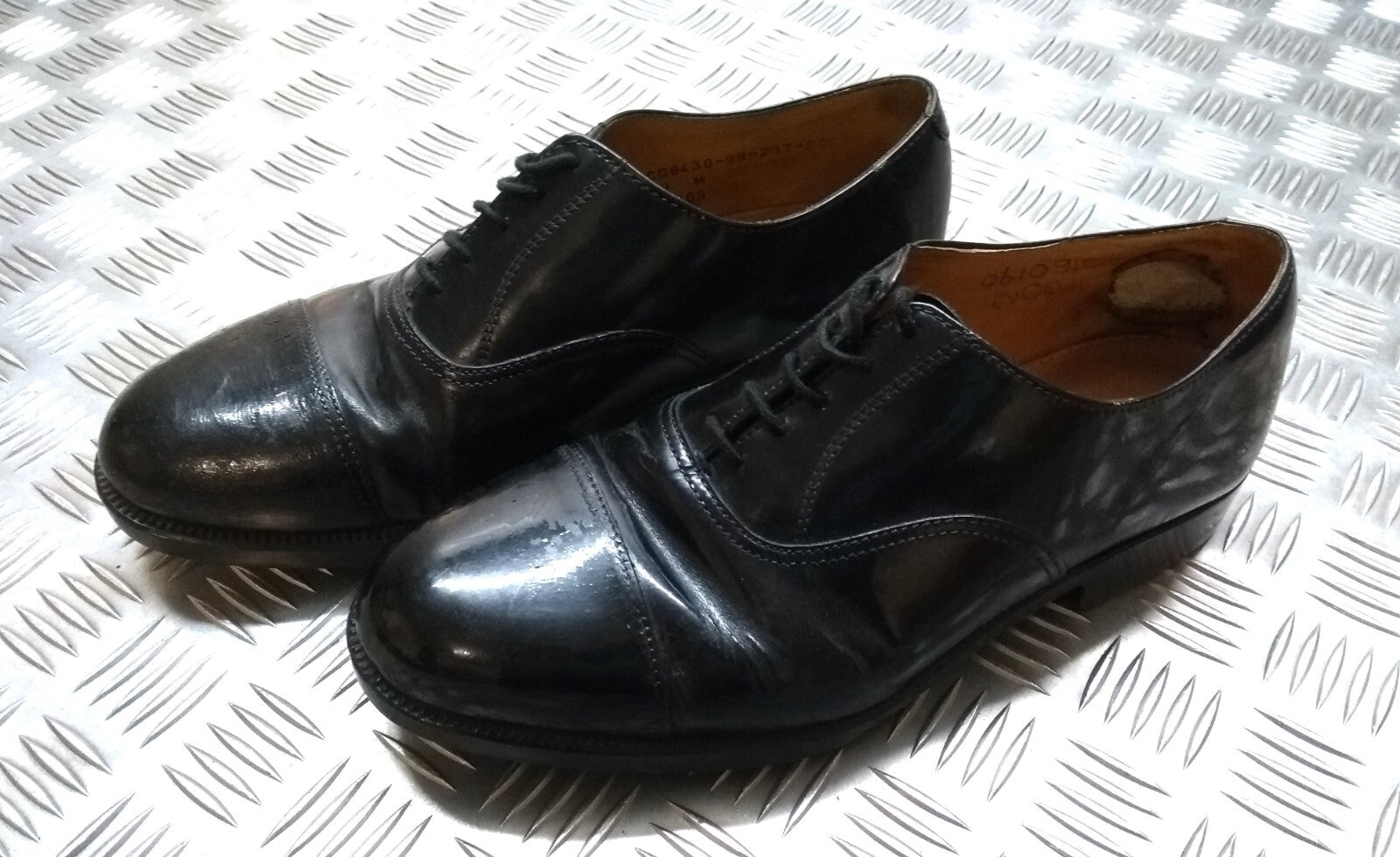Service DMS Shoes British Black Leather Dress With Toe Cap UK Size 9