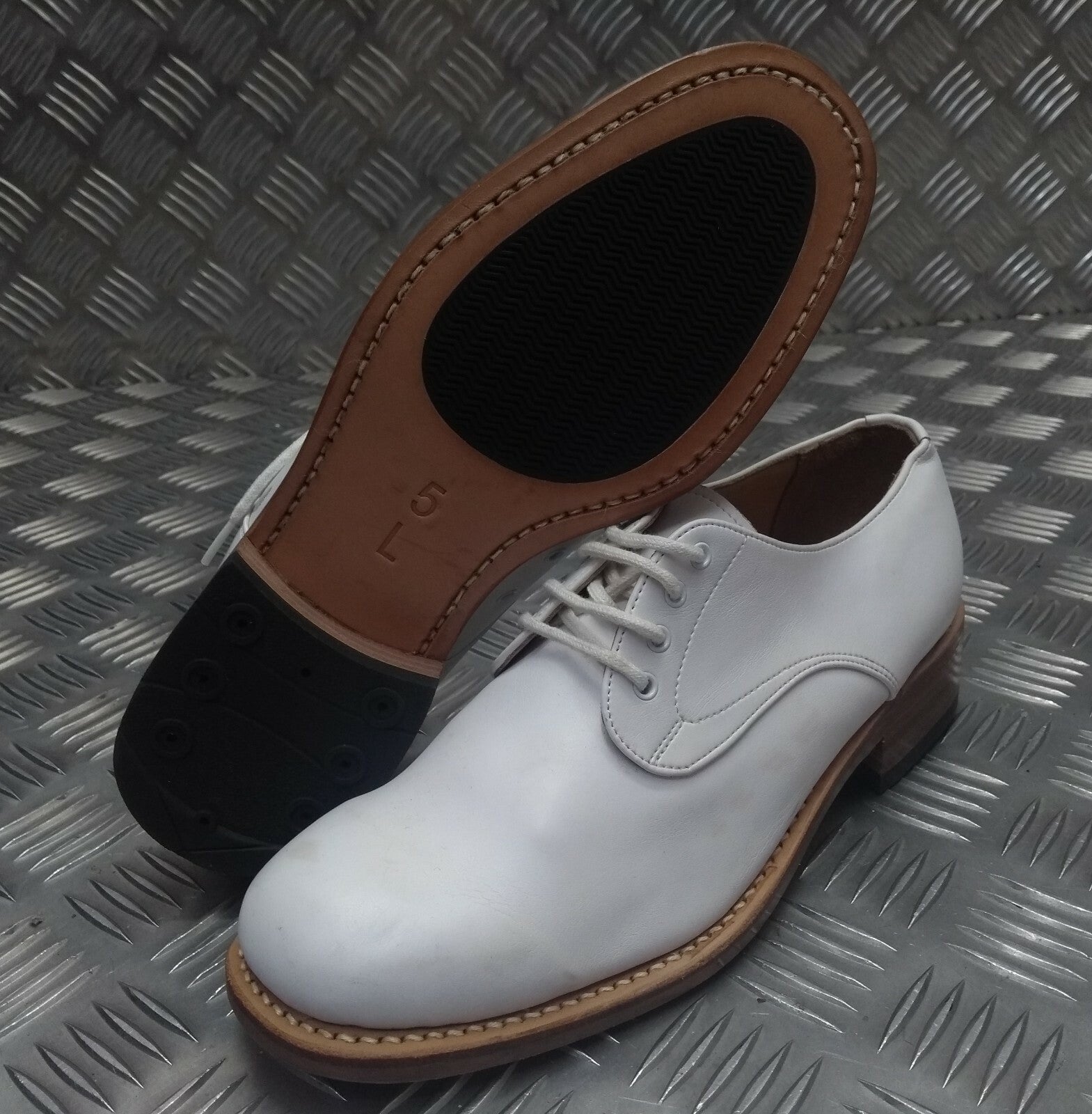 British Navy White Leather Parade / Dress Shoes Womans - Assorted Sizes