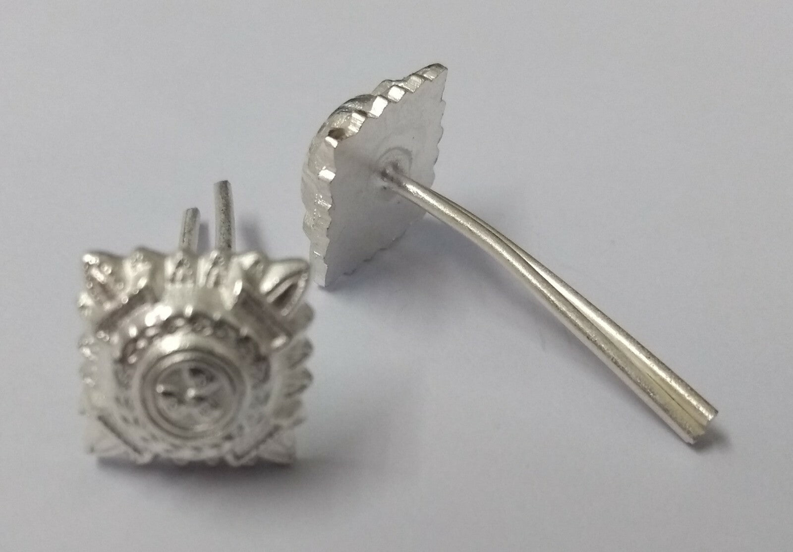 Rank Pips 3/8" Dead Silver Officers Bath Stars Wire Fitment x 2 NEW