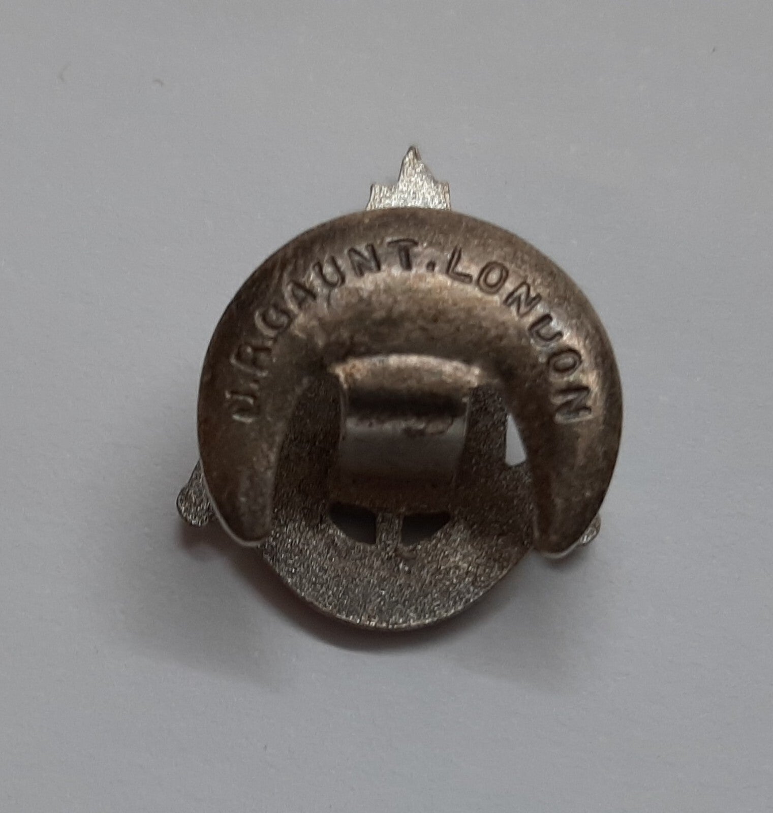 Vintage R.A.E.C Badge Gaunt of London RAEC Association Education Corps NOS