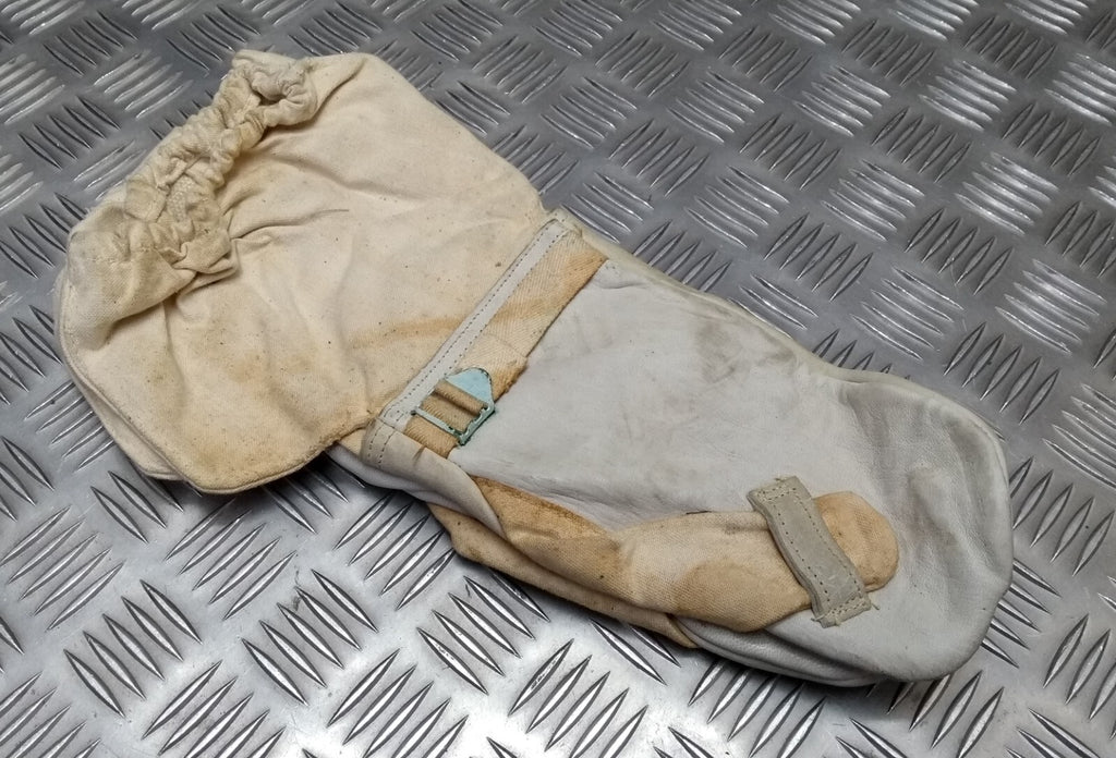 Vintage Arctic Mitts British Army issue Canvas & Chrome Leather & Trigger Finger