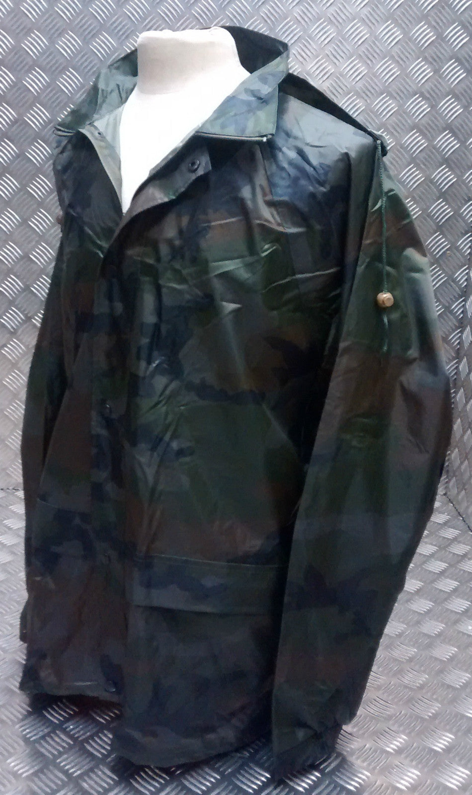 100% Waterproof Foul Weather Camouflage Jacket Military Style - NEW
