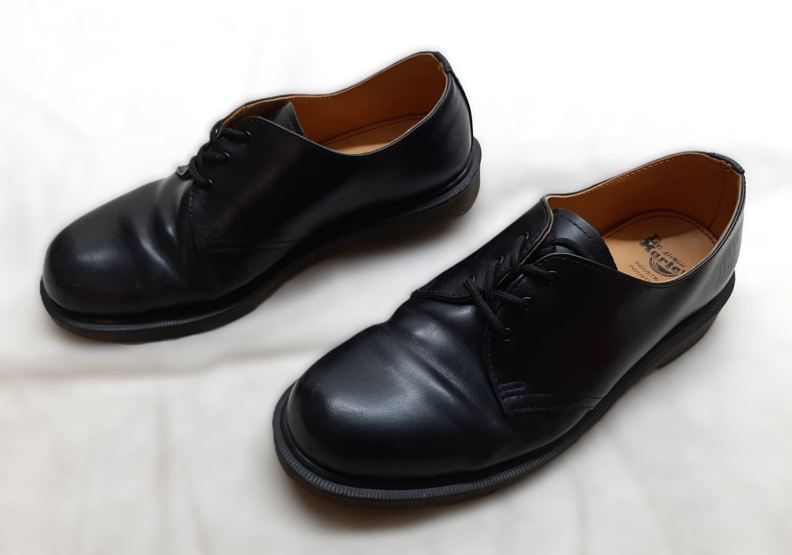 Dr. Martens Shoes Black Airwair Soles DM`s Industrial Full Grain Leather UK 9
