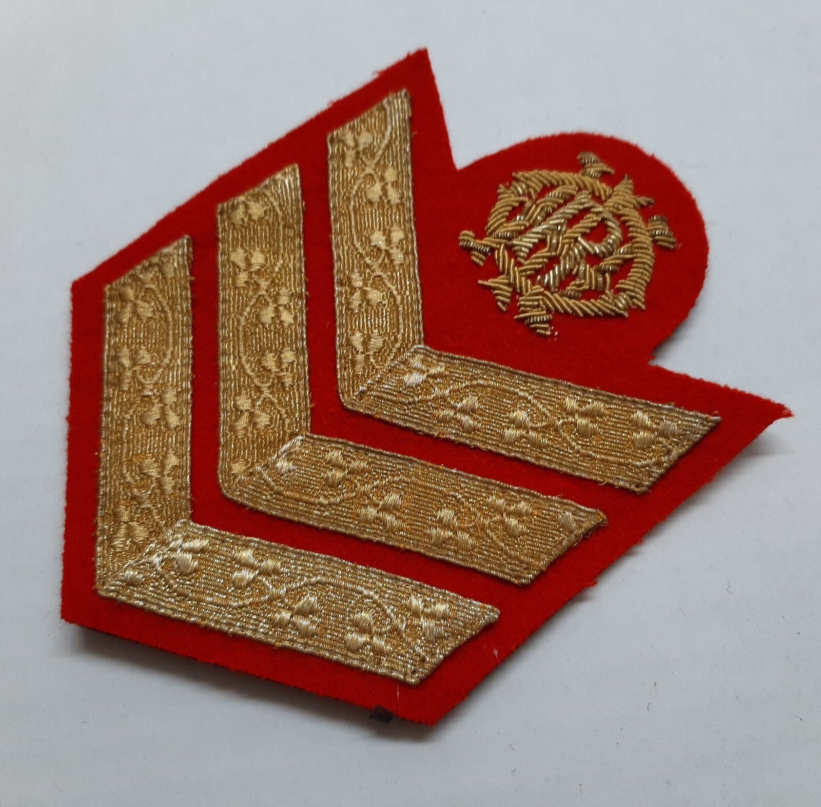 Queens Royal Irish Hussars NCOs 3 Bar Chevron Old Pattern British Army Cypher