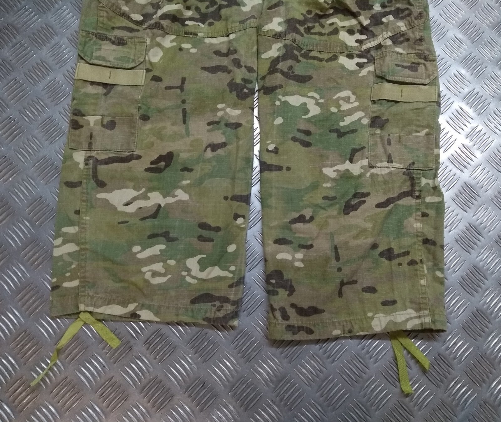 BDU Camo Trousers Solo US Multi Terrain Pattern Active Combat Pants Waist 43"