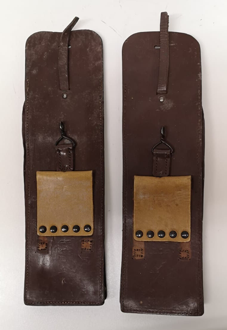 Vintage Issue Leather Ammo / Utility Pouches Dark Brown x2