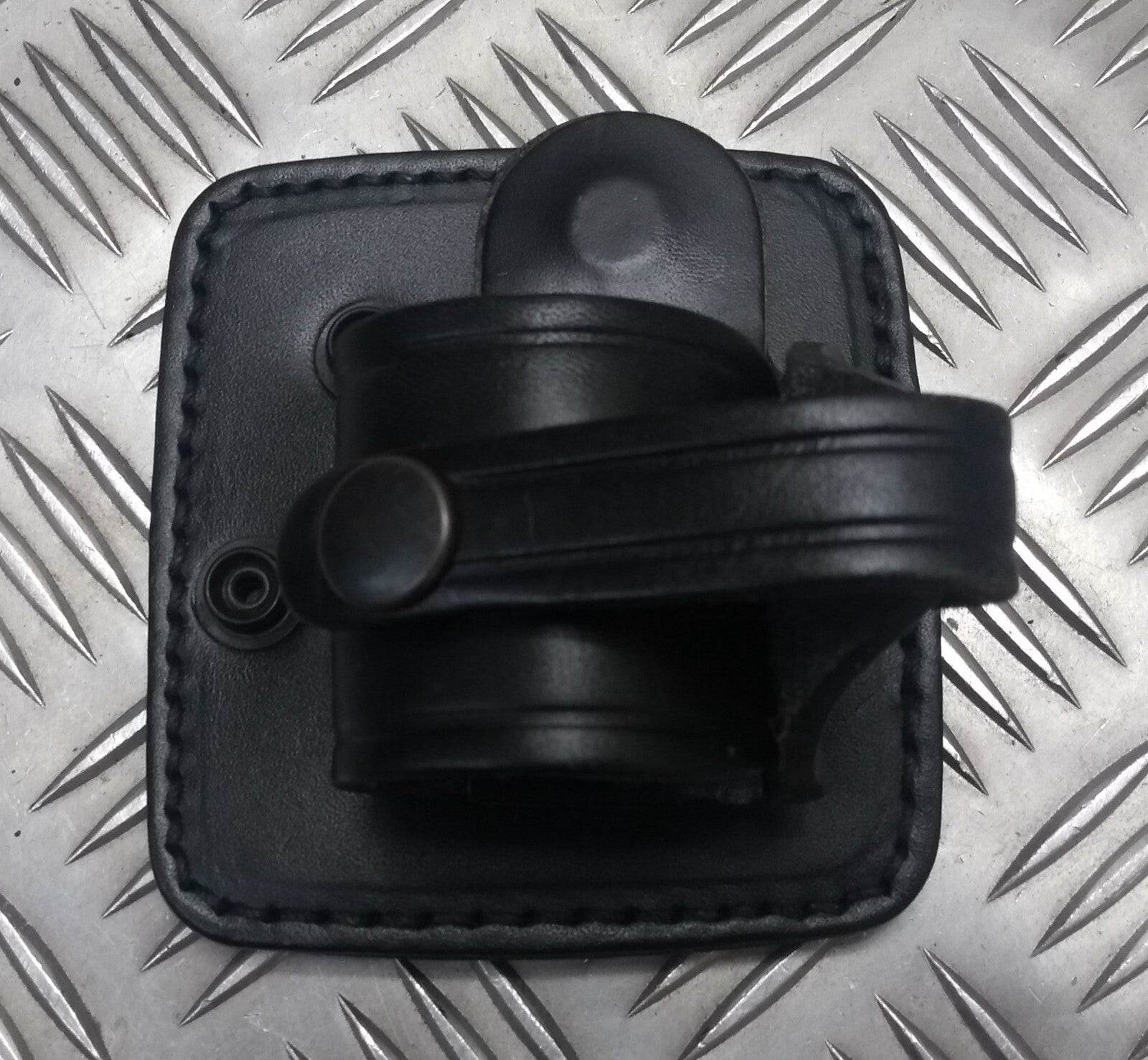 PWL RCL3 SpeedCuff Single Loops 3 Position Swivel, Double Safety Handcuff Holder