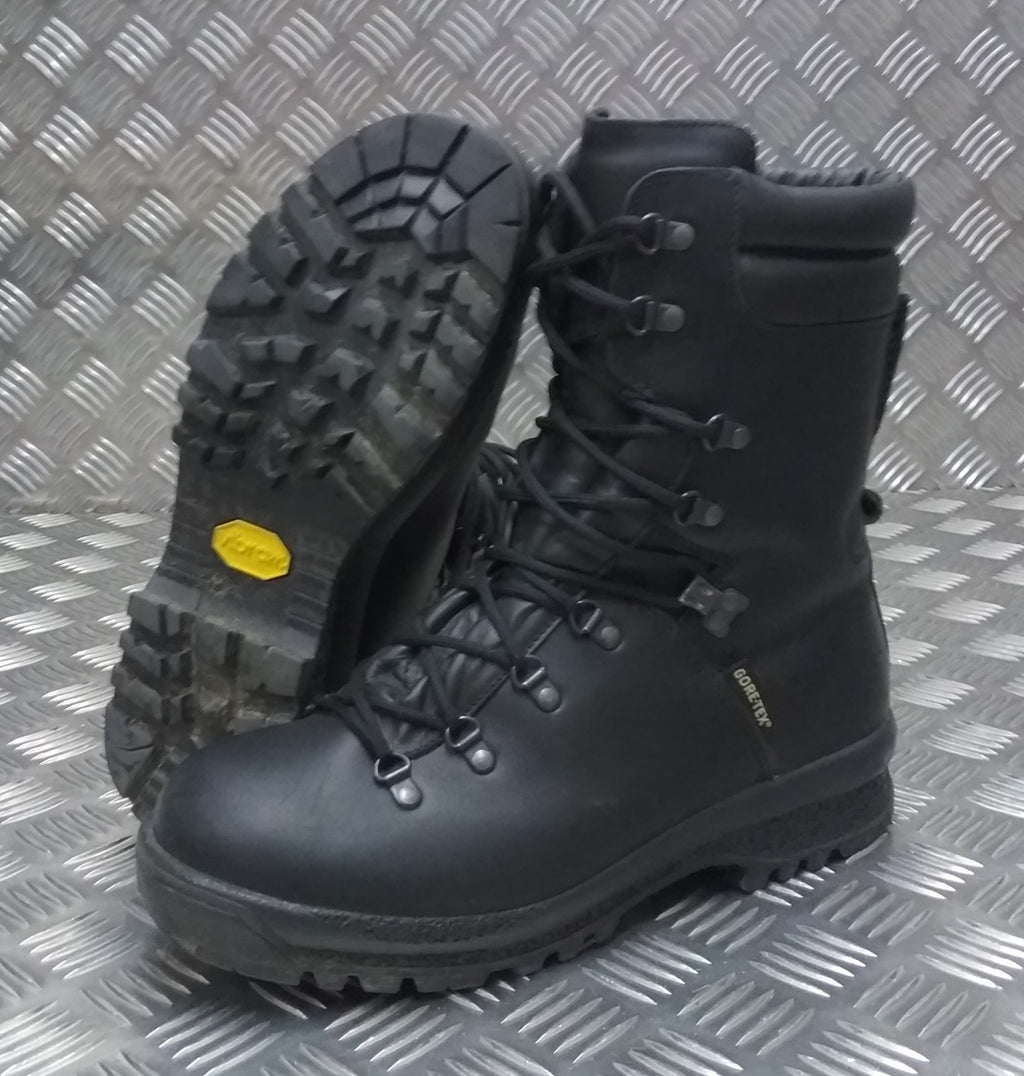 Genuine British Goretex Cold Wet Weather Assault Black Leather Boots