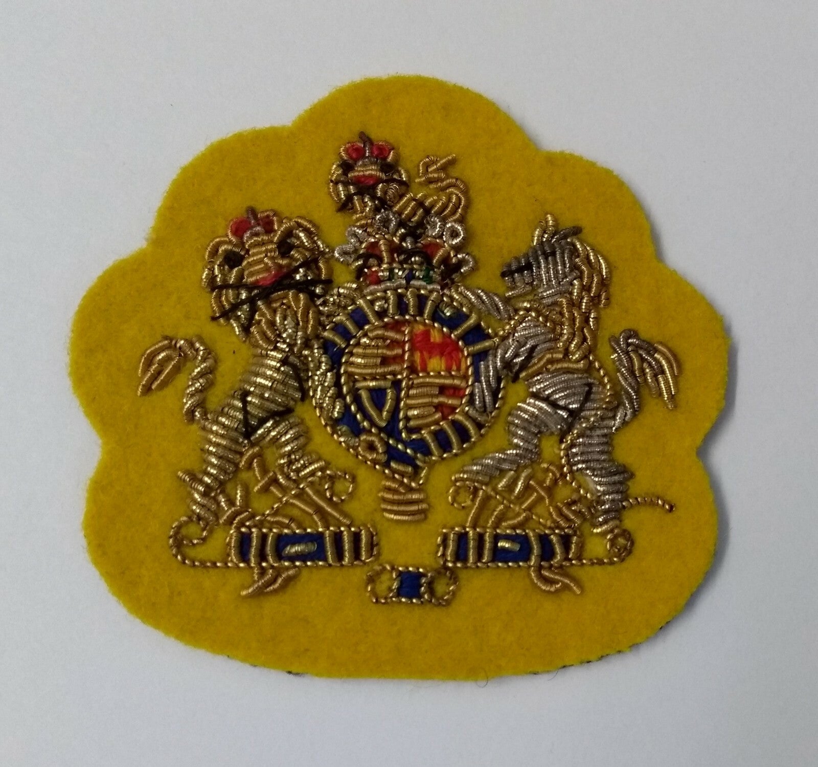 Genuine Vintage British Mess Dress WO1 Coat of Arms Braid Patch