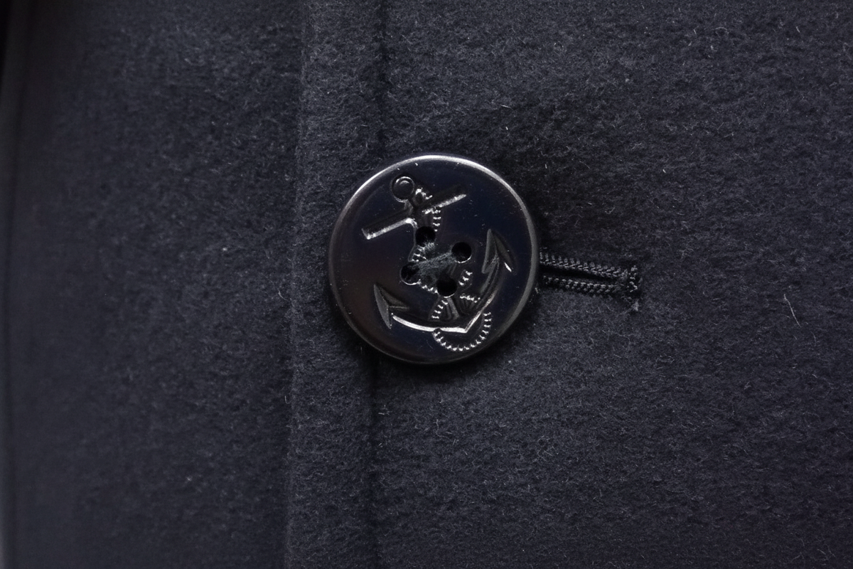 Anchor Button on Smooth Wool