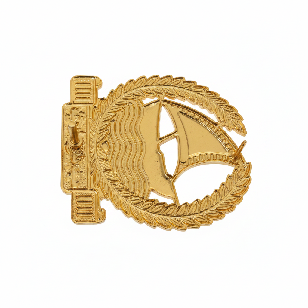 Badge reverse angled - pure white