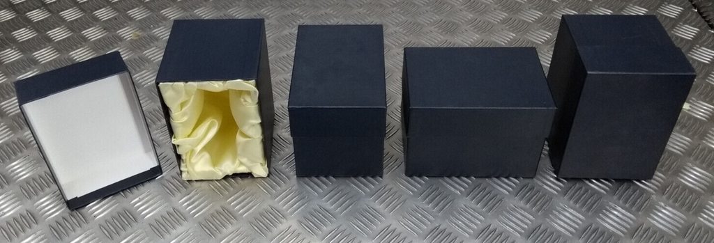 Dark Blue Gift / Storage Boxes with Cream Canvas Lining & Removable Lid x4
