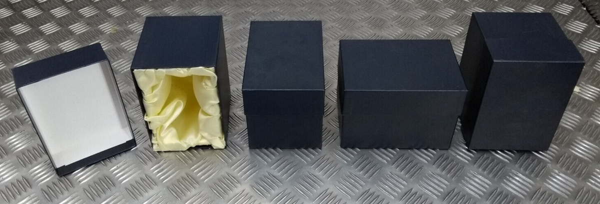 Dark Blue Gift / Storage Boxes with Cream Canvas Lining & Removable Lid x4