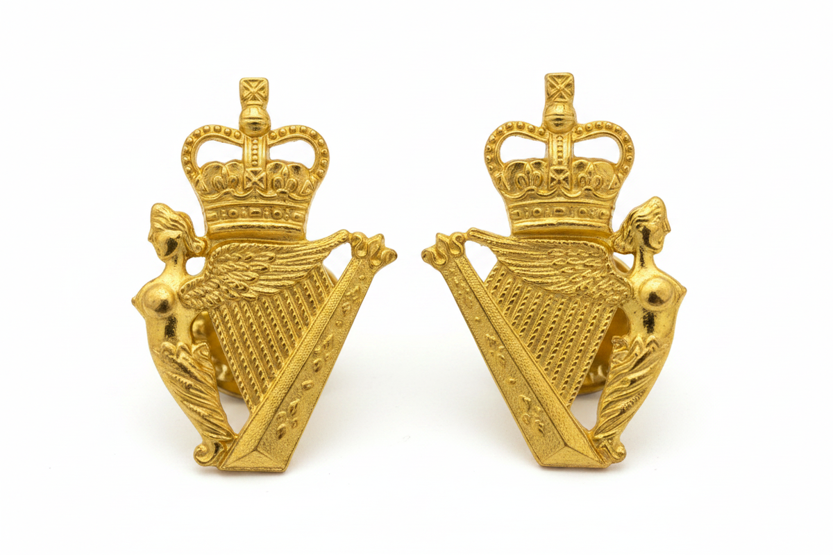 Royal Irish Regiment Collar Dog Badges - White Background
