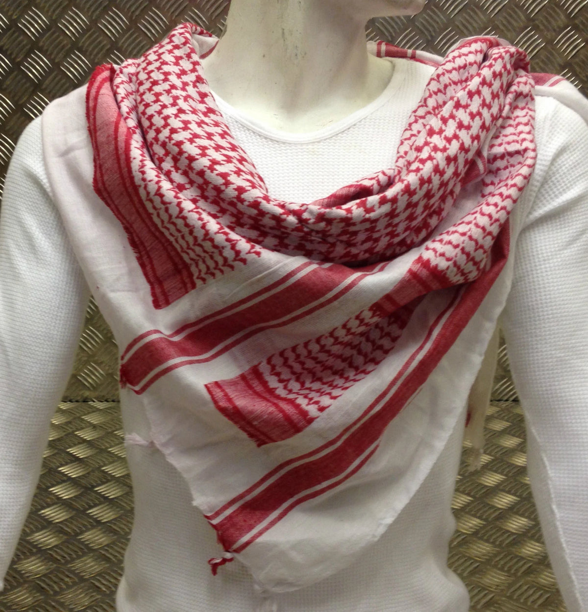 100% Cotton Shemagh, Arab Scarf, Pashmina, Wrap & Sarong.