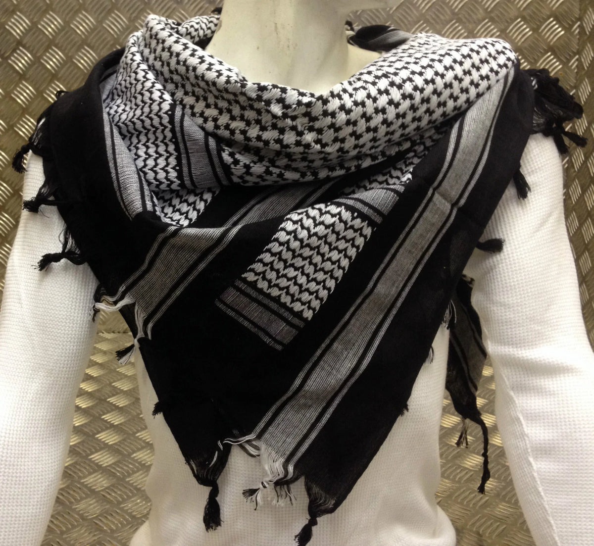 100% Cotton Shemagh, Arab Scarf, Pashmina, Wrap & Sarong.