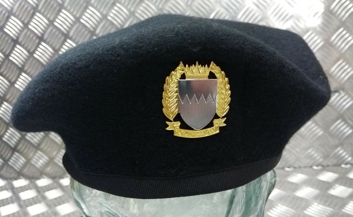 Black Wool Beret H&S with Badge Military Issue Size 60cm - NEW