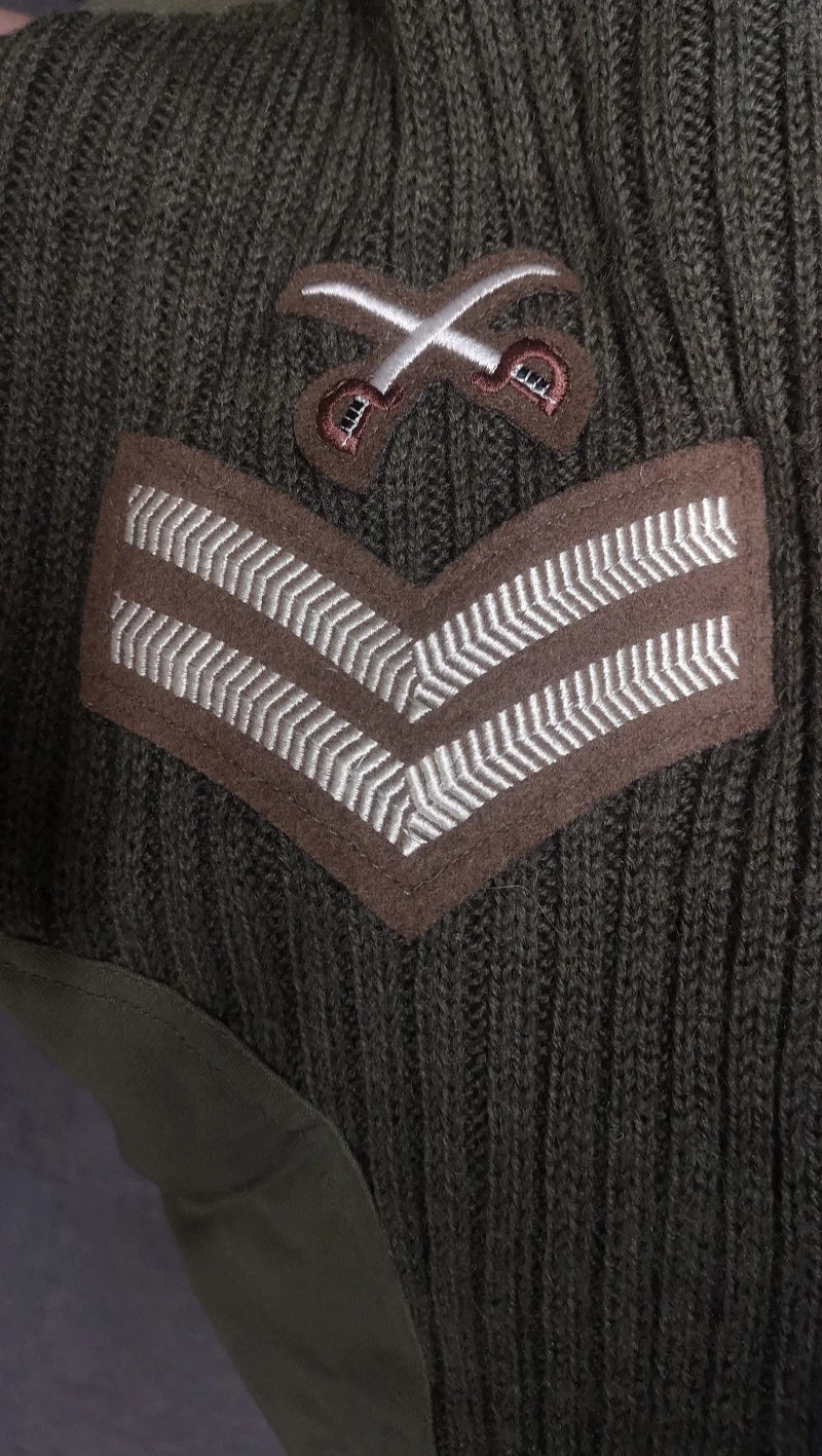 Green Crew Neck Pullover Commando Jumper with Sewn Badges British Army Issued