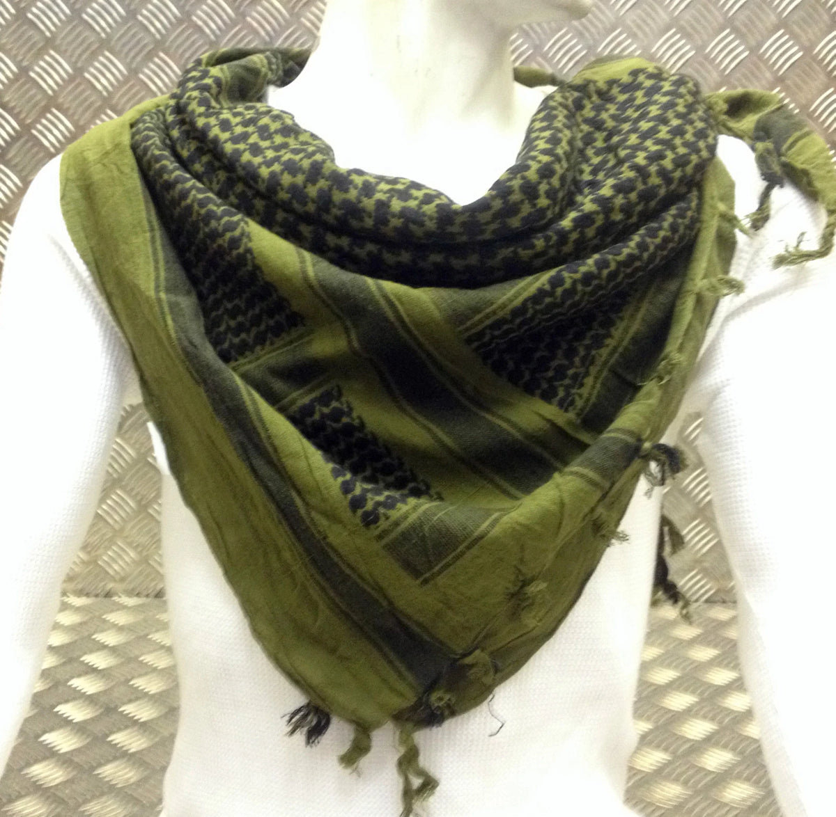 100% Cotton Shemagh, Arab Scarf, Pashmina, Wrap & Sarong.