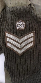 Green Crew Neck Pullover Commando Jumper with Sewn Badges British Army Issued